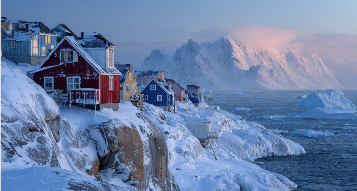 Почему в Гренландии нет шоссе и железных дорог? Источник: www.midjourney.com