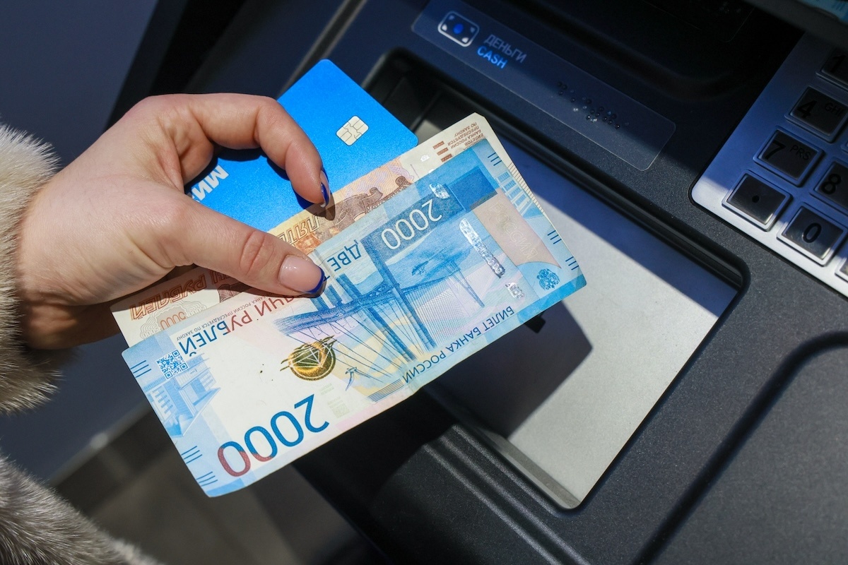    Общий объем пассивов в рублях увеличился на 18%