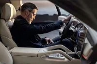 Огромный кроссовер Zeekr 8X с ДВС, который может ездить без бензина, впервые показали внутри  📷
