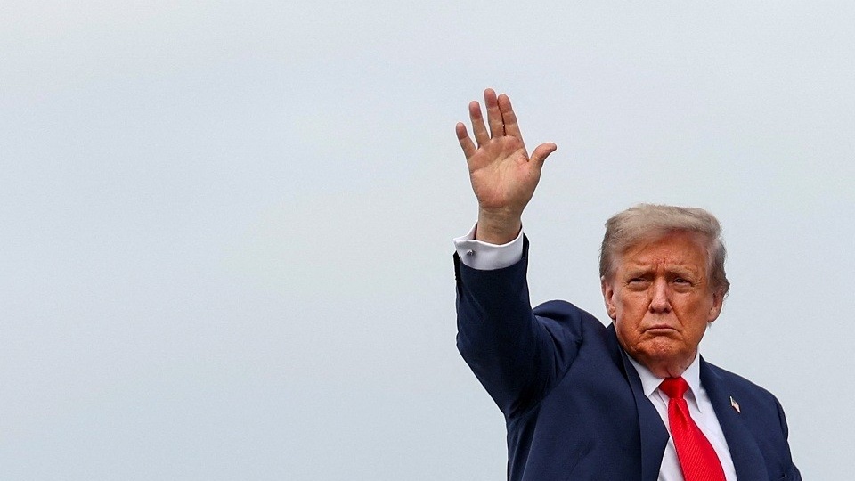 Трамп оседлал белого медведя на обложке журнала: идею взяли с культового фото Путина