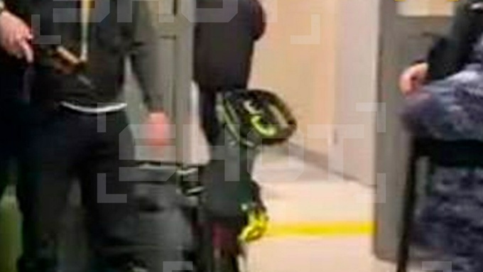 На входе в нижнекамский лицей, где произошло нападение, не было металлодетекторов