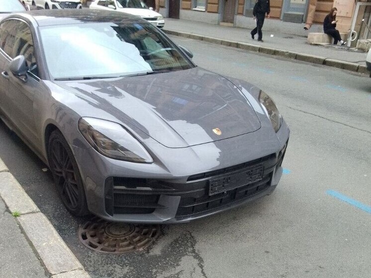     Все эти данные передали в Госавтоинспекцию. Фото: телеграм-канал врио председателя Комитета по транспорту Дмитрия Ваньчкова.