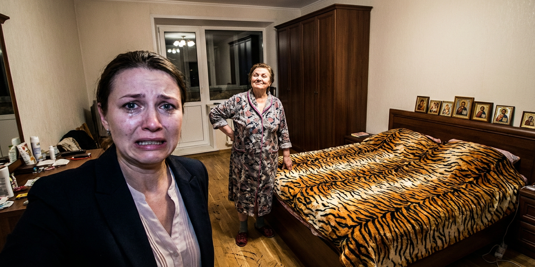 Мать мужа переставила мебель в моей спальне, пока я была на работе, и ключи ей больше не понадобились