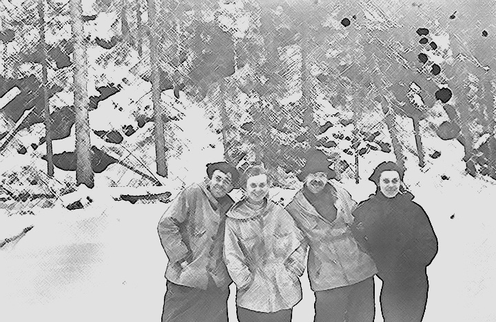 Все еще живы и веселы. Люда - вторая слева. Фото из открытых источников. Обработка автора.