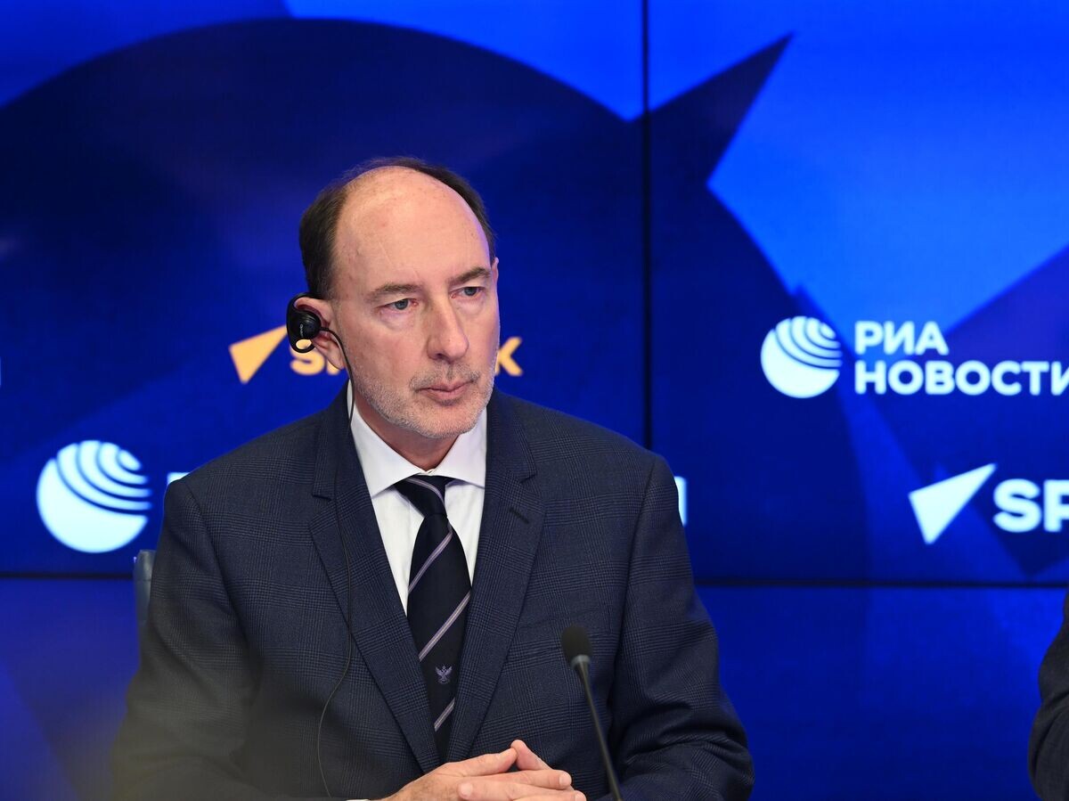    Общественный деятель, внук экс-президента Франции генерала Шарля де Голля Пьер де Голль за круглым столом "Память о Второй мировой войне в России и во Франции. К 80-летию победы в Сталинградской битве" | © РИА Новости / Нина Зотина