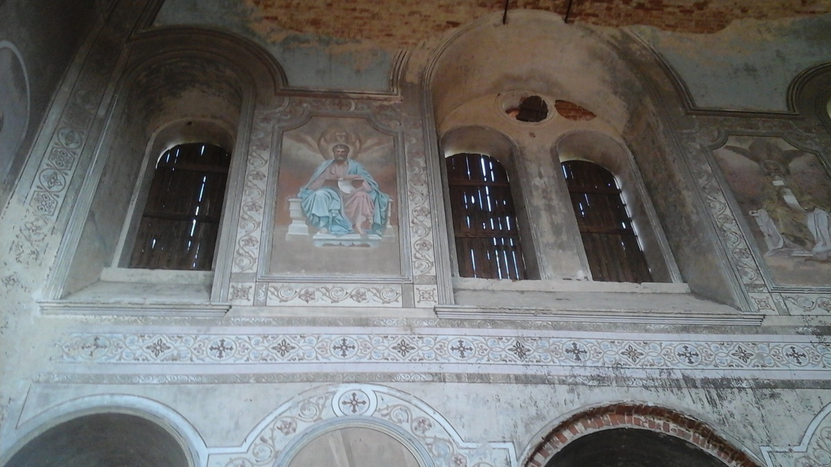 Сохранившиеся росписи в нашем храме. Фото из личной коллекции.