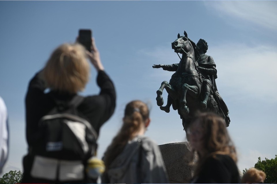    Ученые взялись за исследования питомцев Петра. Алексей БУЛАТОВ