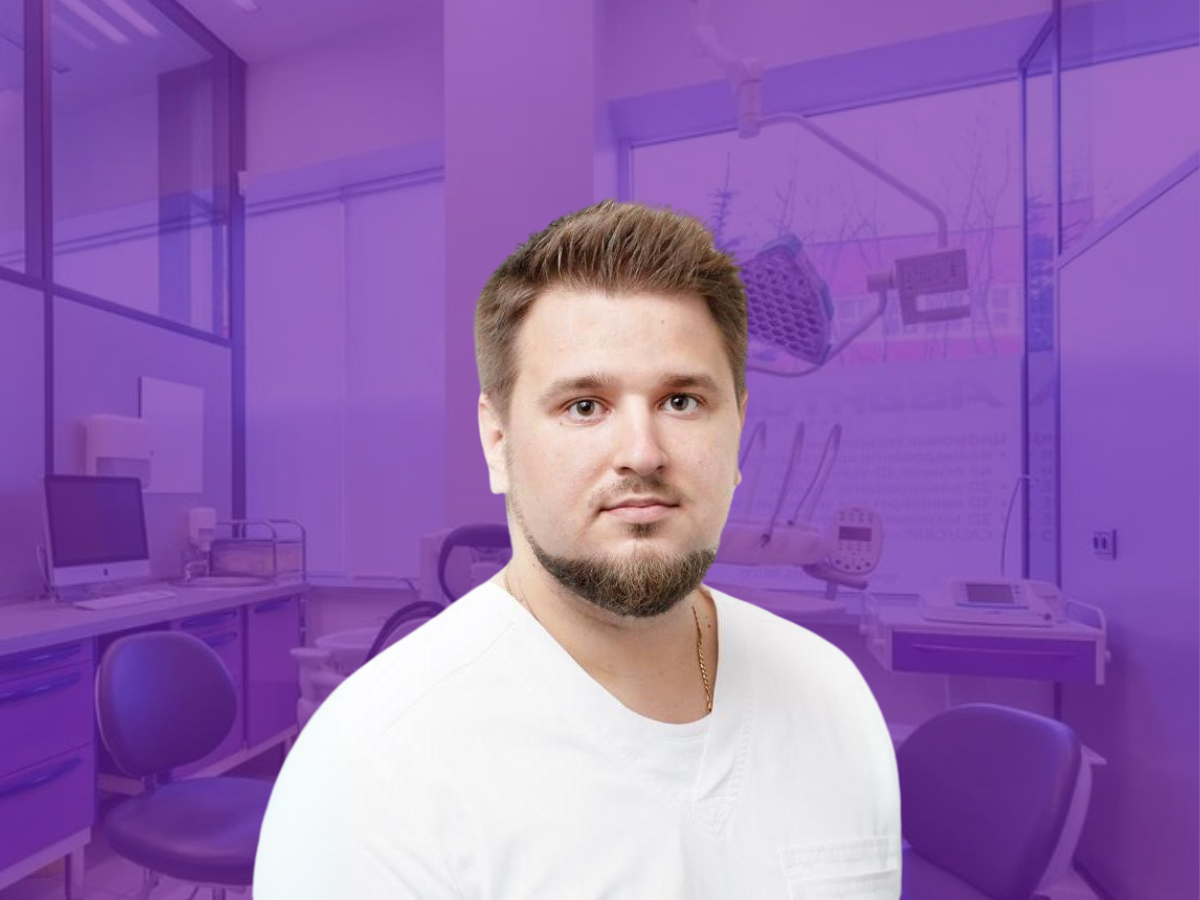 Врач стоматолог-ортопед Мигунов Павел Павлович. Выпускник Омской государственной медицинской академии, диплом с отличием (2014 г). В 2015 г. прошел постдипломное образование по специальности «стоматология ортопедическая» на кафедре клинической стоматологии и имплантологии при Институте повышения квалификации Федерального медико-биологического агентства. Постоянно повышает свой профессиональный уровень, участвуя в образовательных программах России и Европы. Является консультантом по использованию внутриротовых сканеров международной компании Medit. Проводит регулярные обучающие курсы для коллег. Владеет всем спектром современного ортопедического лечения.