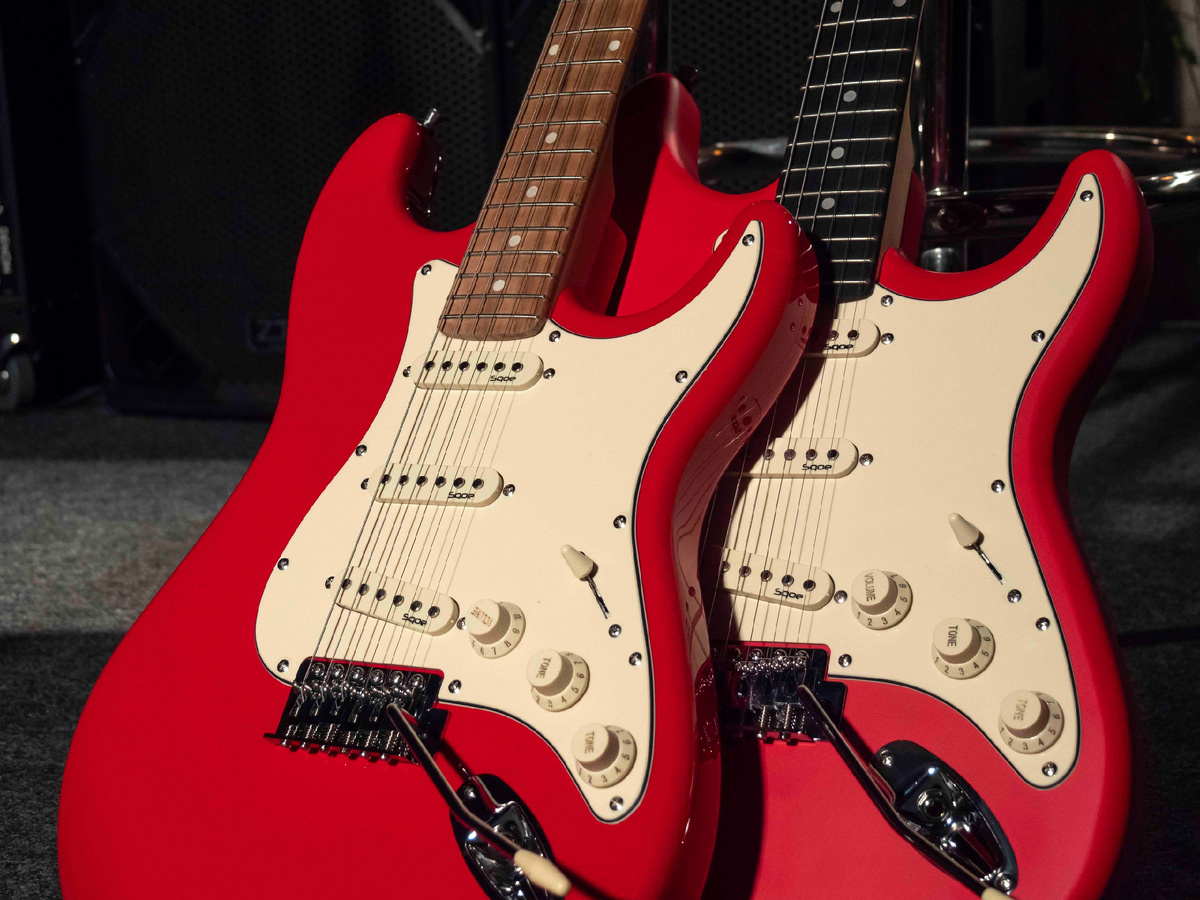 Электрогитара SQOE Sest200