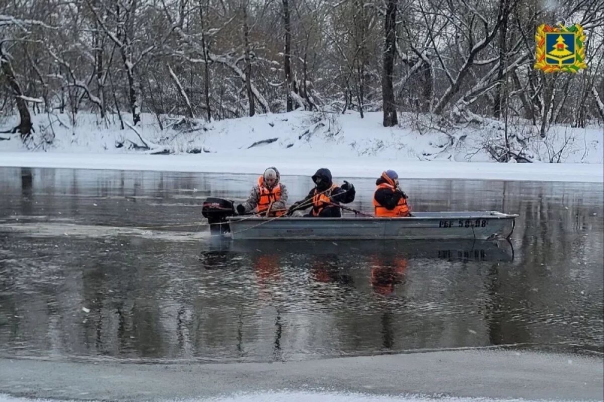    В Брянске продолжают искать детей, утонувших в реке при катании на тюбингах