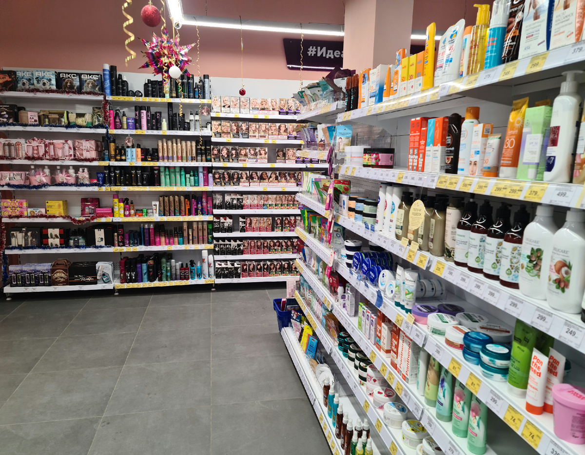 Вот это реально мощная женская самооборона от тех, кто не нужен. Здесь мы все любим себя любимых и делаемся эгоистками на все времена, года и так далее