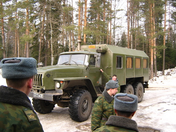 военные водители...