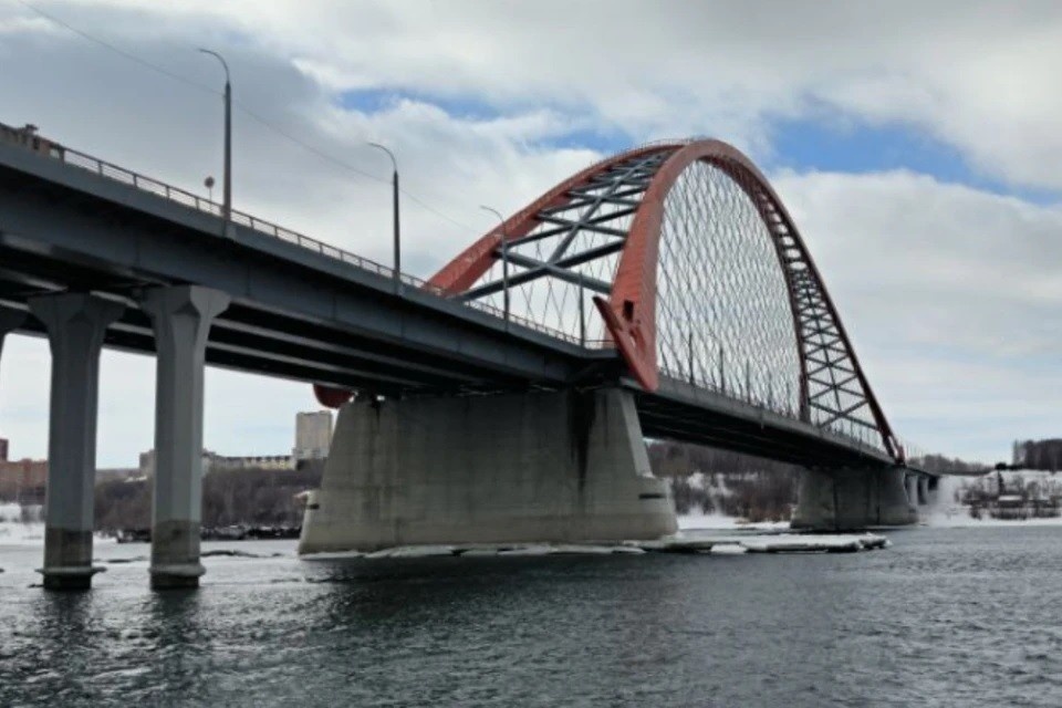    На помощь водителю поспешил один из проезжавших мимо автомобилистов. Никита МАНЬКО