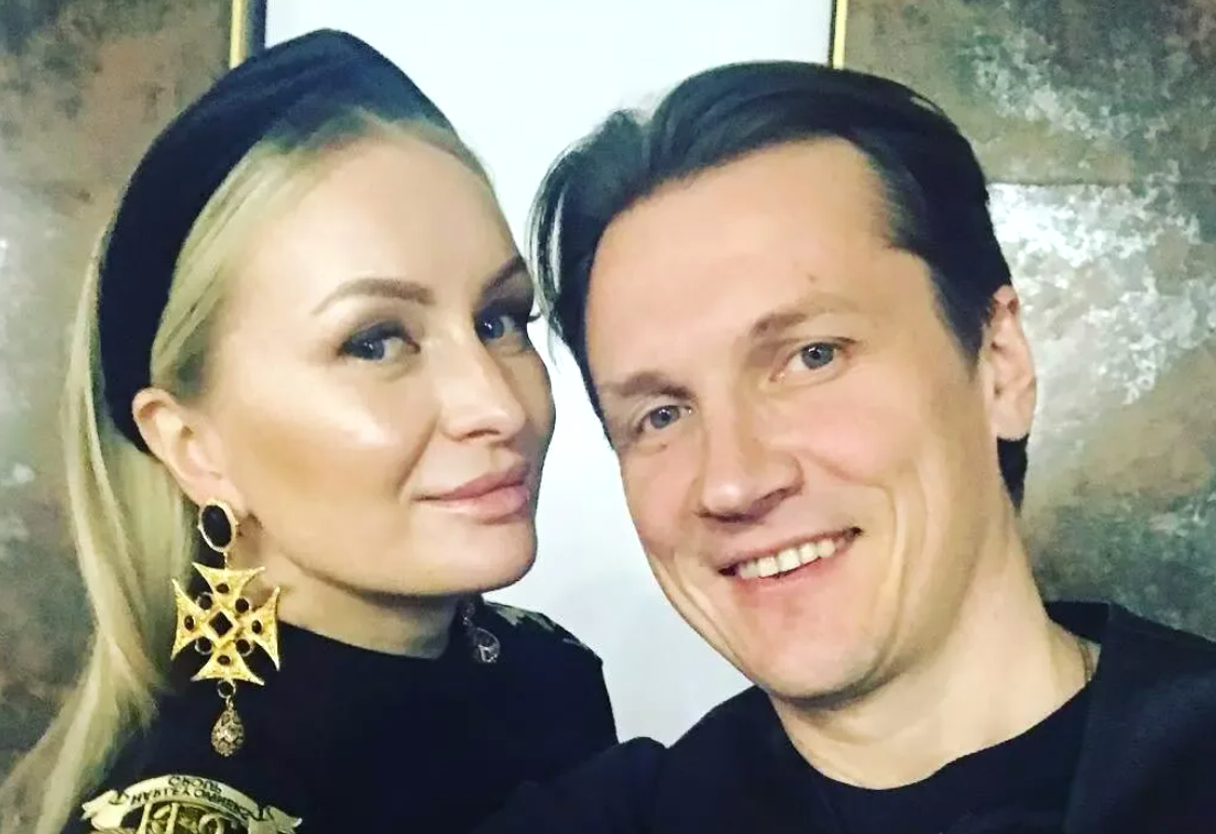 на фото Вячеслав Мясников с женой Надеждой