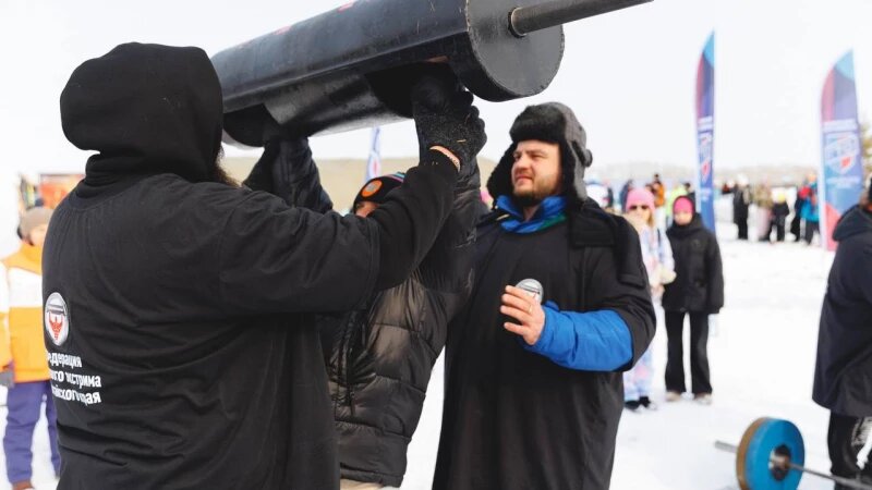     Новые виды спорта в «Богатырских забегах» Сибирская Масленица