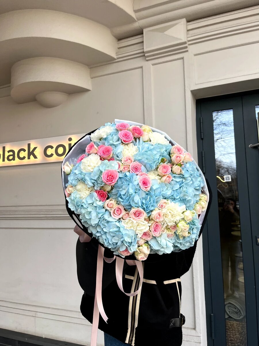 От сердца к сердцу: Как выбрать идеальный букет цветов для неё на День Святого Валентина?