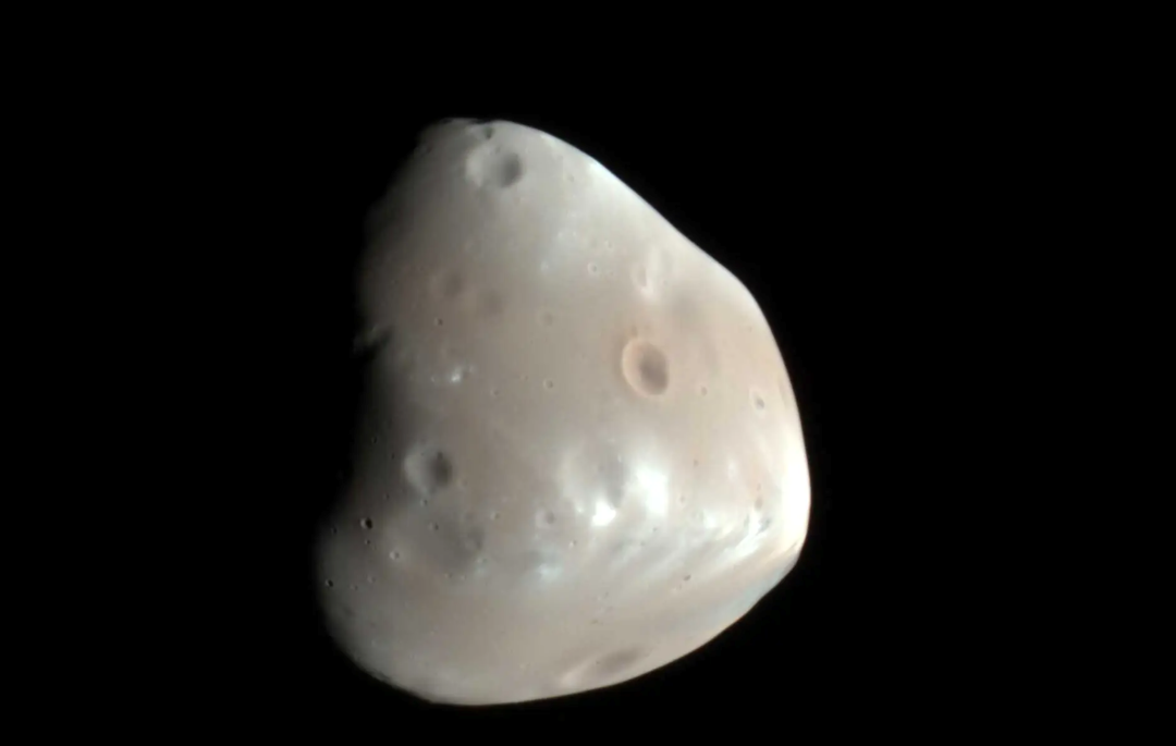 NASA📷Деймос — спутник Марса