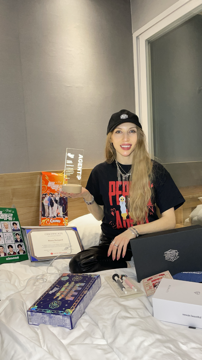 я в Сеуле с моей наградой :)