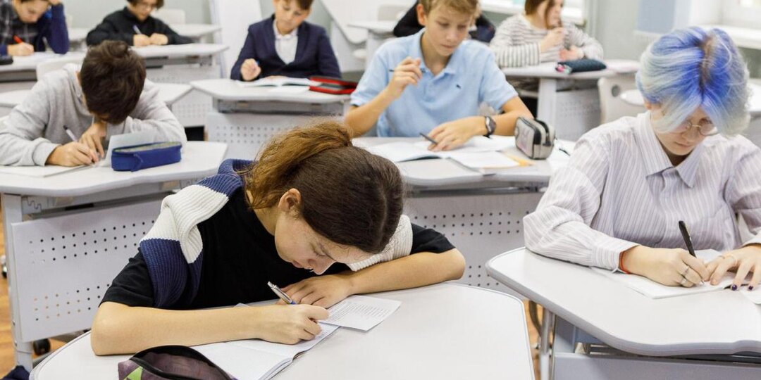 Школы снова хотят оценивать поведение — почему это может взорвать атмосферу в классах