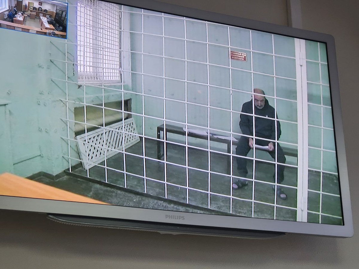    Глава Нежинского сельсовета Наби Османов остался под стражей за давление на свидетелей