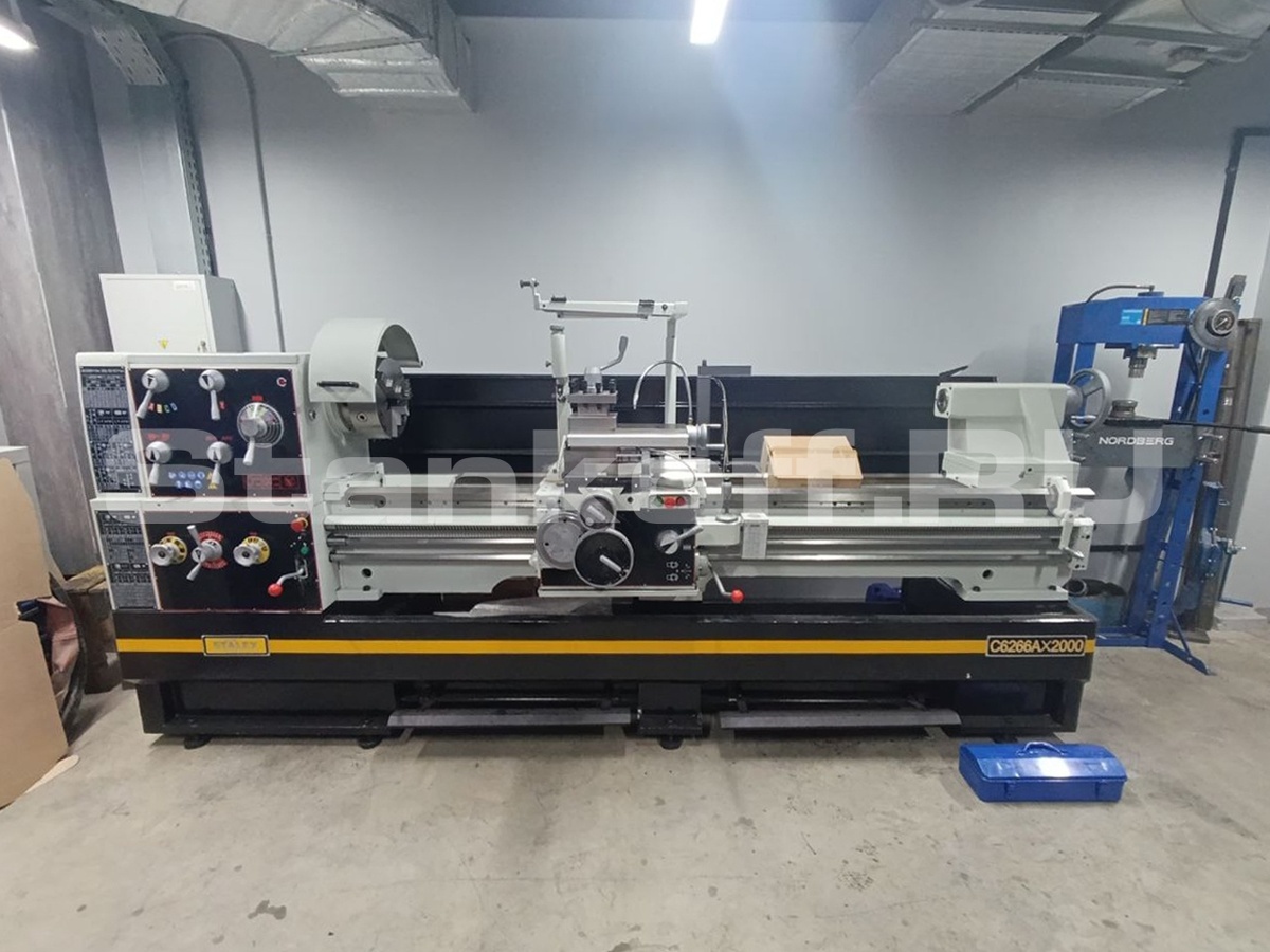  Станок токарно-винторезный C6266A/2000