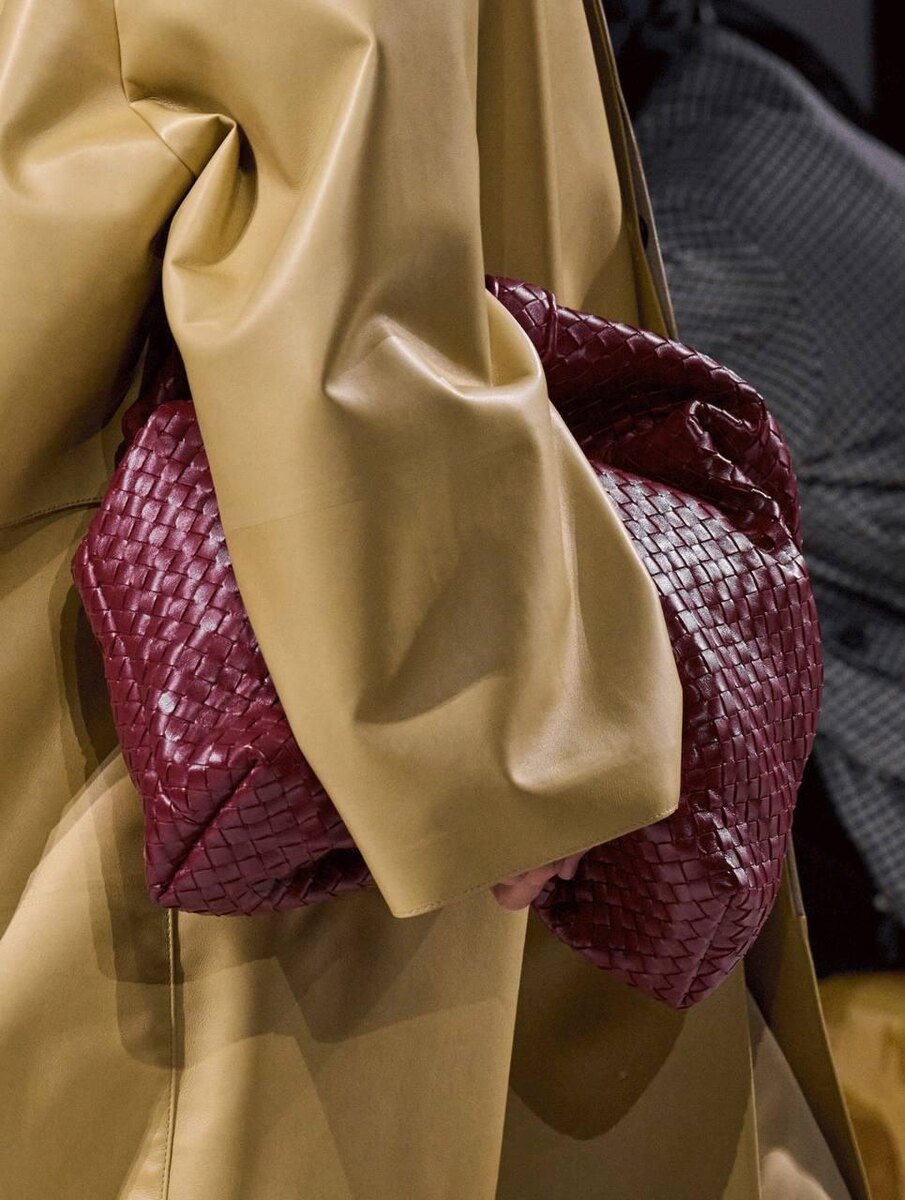 плетение Intrecciato от Bottega Veneta