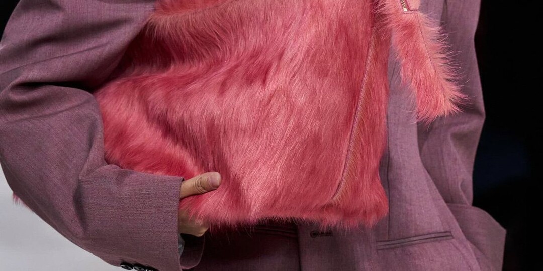 Сумки 2026: Почему все в восторге от «неидеальных» форм и приятных текстур? Это возвращение к подлинной роскоши