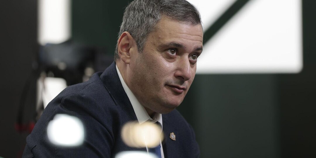 Глава Курской области Хинштейн попал в ДТП. Причина и подробности аварии