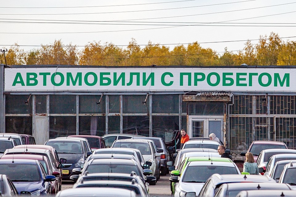    Сильнее всего «пострадали» западные бренды – их модели потеряли в цене 10% GLOBAL LOOK PRESS