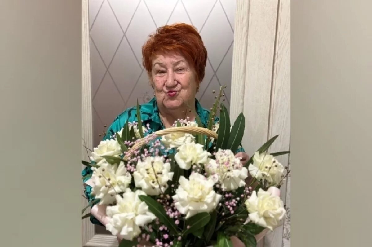    Супербуся с цветами.