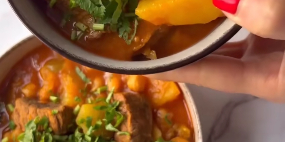 Домашнее жаркое: не просто мясо с картошкой, а кулинарный портрет вашей семьи