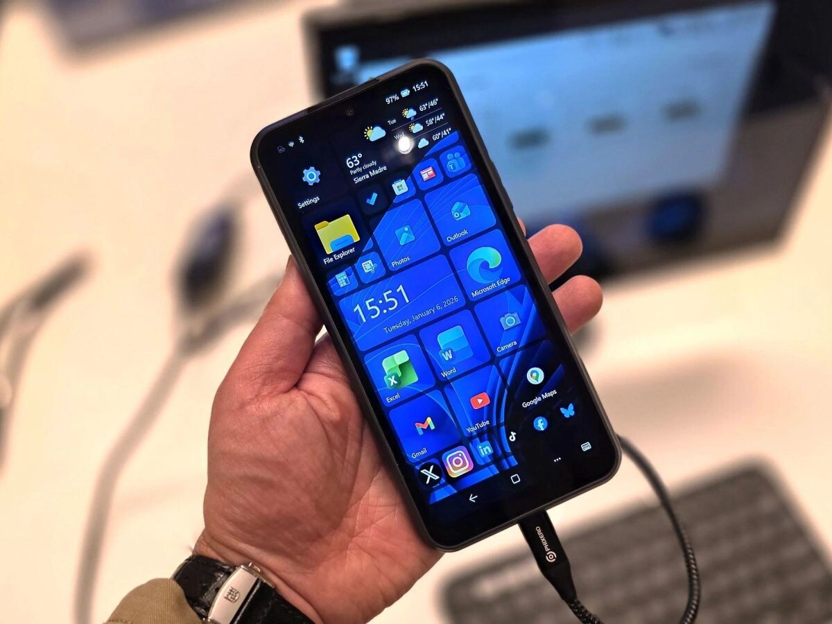    Cмартфон NexPhone может переключаться между Android, Windows и Linux