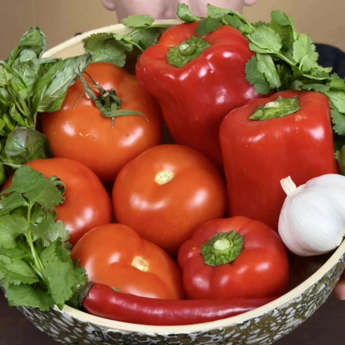 Основа вкуса — сладкий перец и спелые помидоры