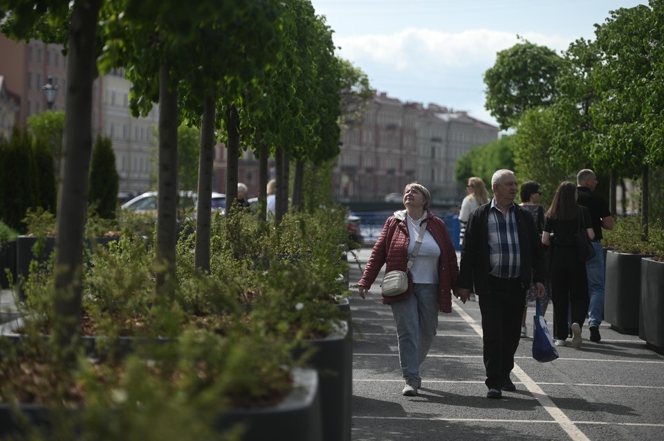    Цель - к 2030 году довести долю зеленых территорий в Петербурге до 30 процентов. Алексей БУЛАТОВ