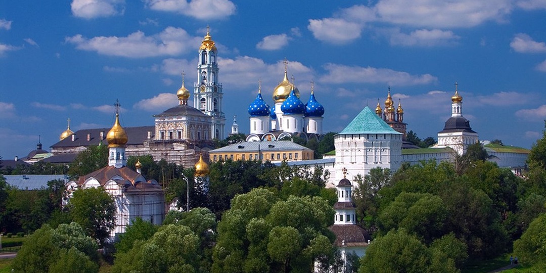 При раскопках в Троице-Сергиевой лавре нашли дорогие ножи Смутного времени