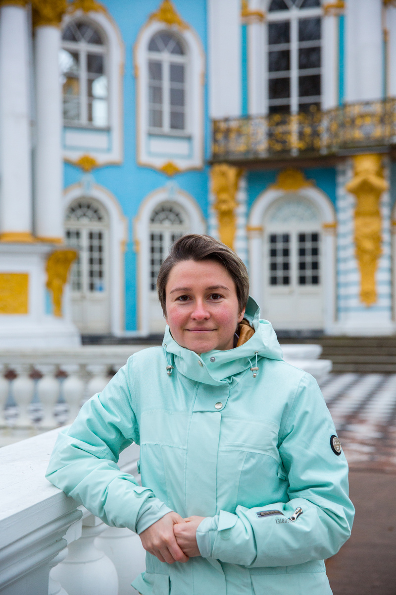 Хранитель парковых павильонов и музейного фонда скульптуры музея-заповедника «Царское Село» Наталья Лансере. Фото: ГМЗ «Царское Село», Екатерина Новак