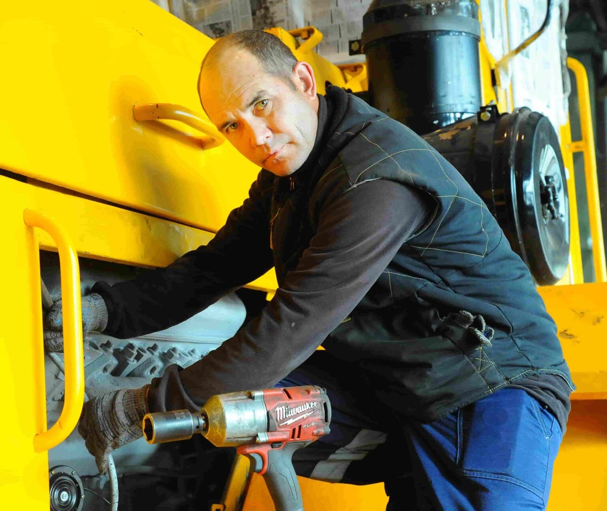 Наставник...