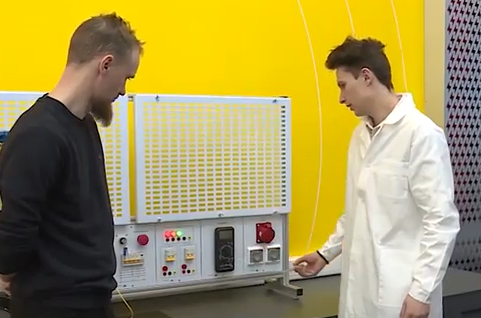     В аэрокосмическом колледже открылась современная лаборатория