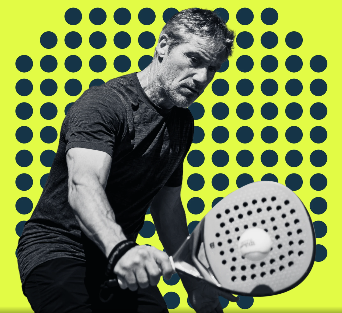 Тенденция, захватившая Европу и Латинскую Америку, добралась и до России. Падел-теннис — стремительный микс большого тенниса и сквоша — перестал быть экзотикой для избранных. В крупных городах открываются новые корты, а спрос часто опережает предложение. Для предпринимателя это звучит как призыв к действию. Но так ли всё просто?