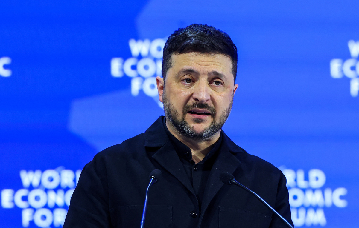    Владимир Зеленский  REUTERS/Denis Balibouse