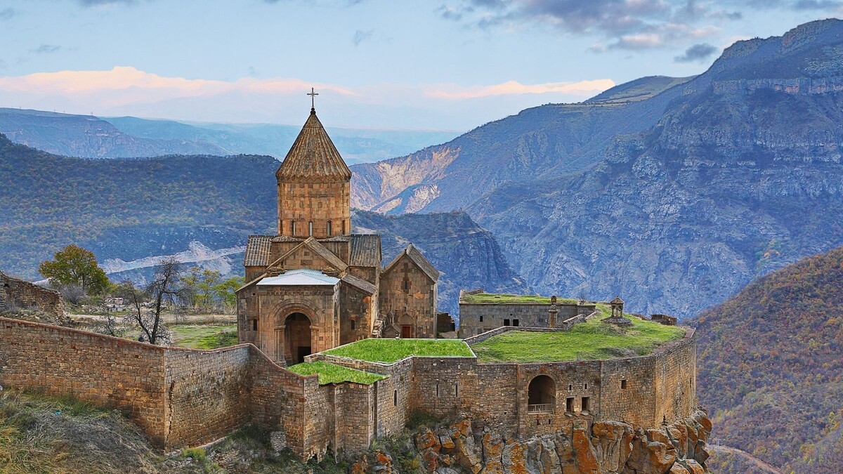 Татевский монастырь