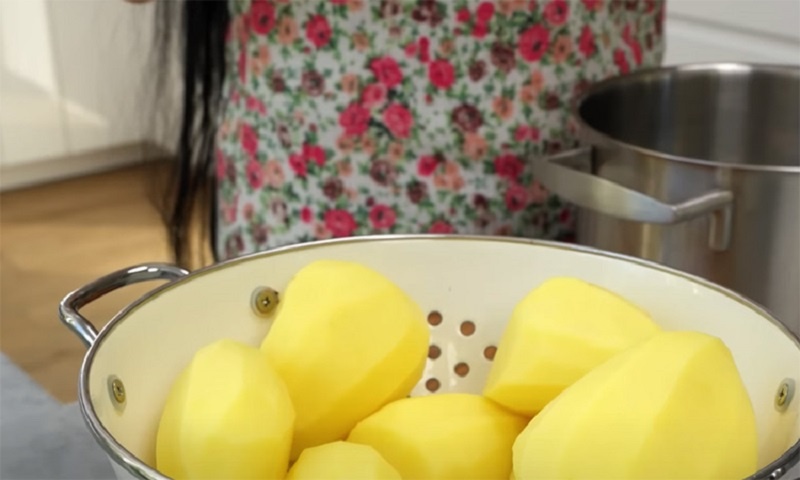 Как приготовить самое ароматное грибное рагу с пюре из простых продуктов: секреты вкуса для уютного ужина