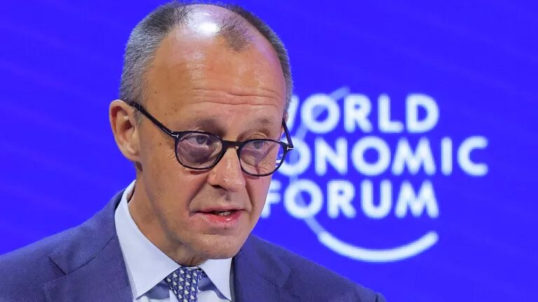 © REUTERS / Denis Balibouse