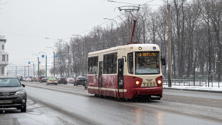    В Петербурге с 26 января введут бесплатный проезд в транспорте Автор фото: Тихонов Михаил