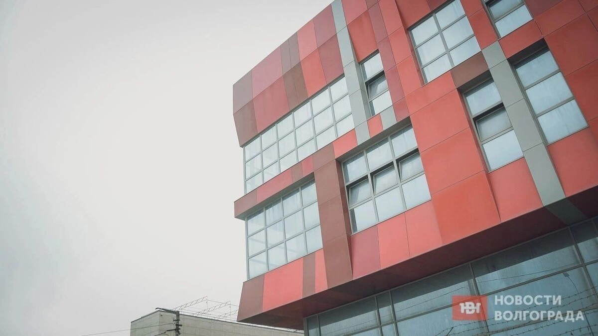    Баскет Холл у подножия Мамаева кургана   novostivolgograda.ru