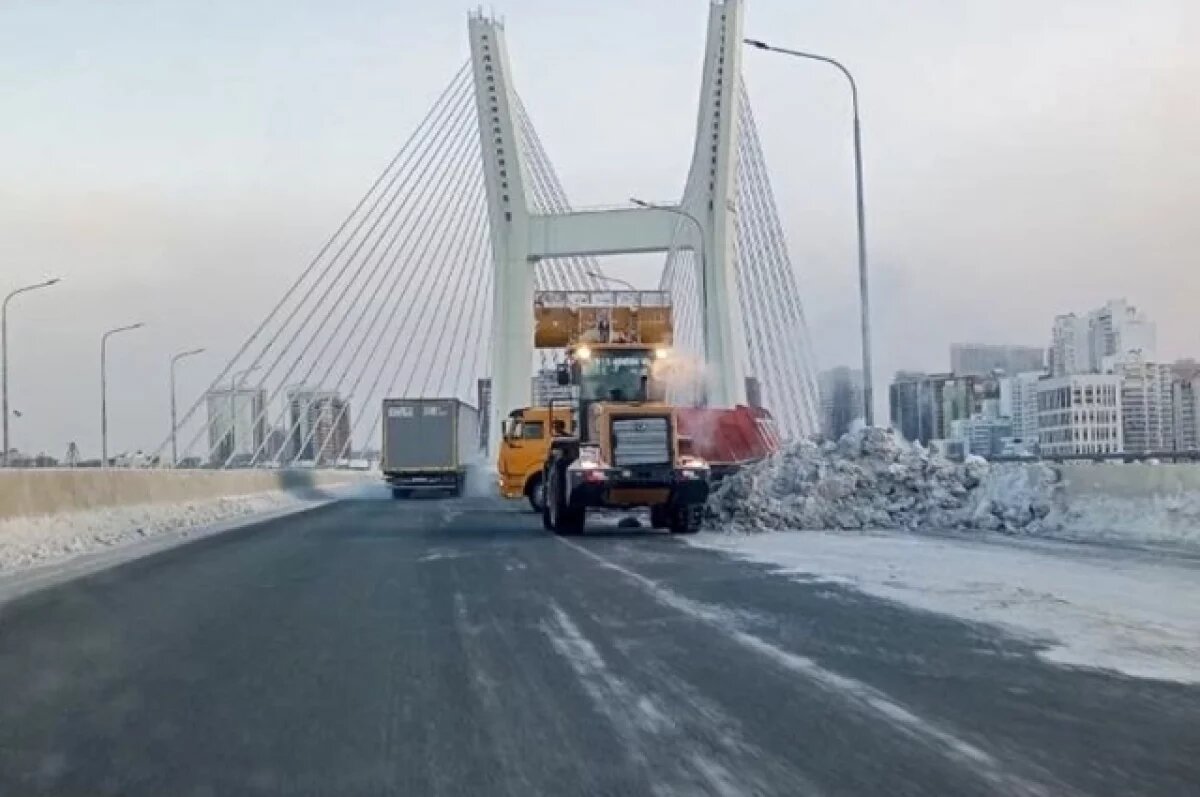    Новосибирская прокуратура проверила состояние дороги на четвёртом мосту