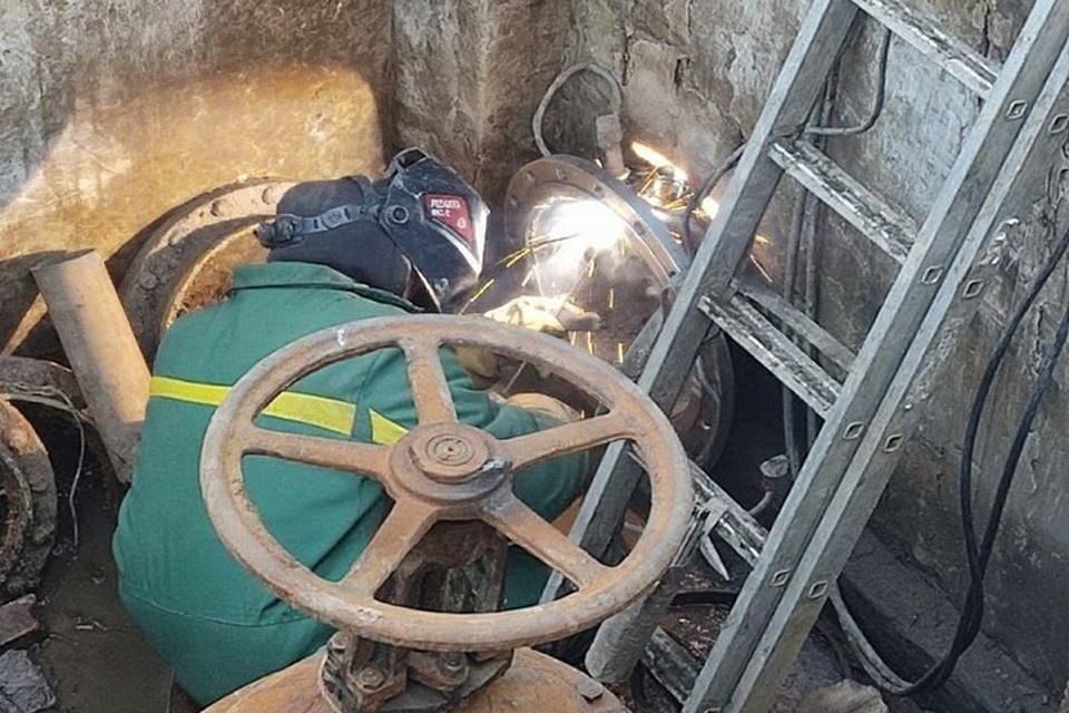    В Донецке с начала года устранено более 900 аварий на водопроводных сетях. Фото: Минстрой ДНР