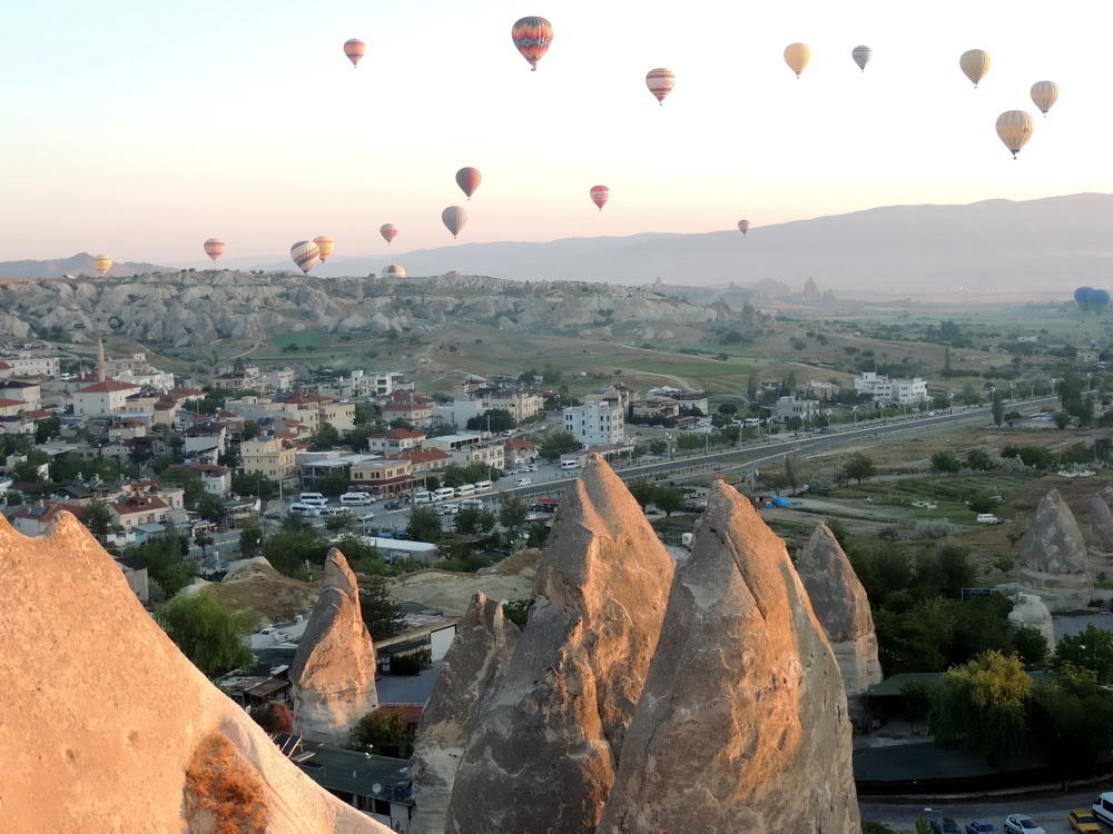 Воздушные шары над Каппадокией