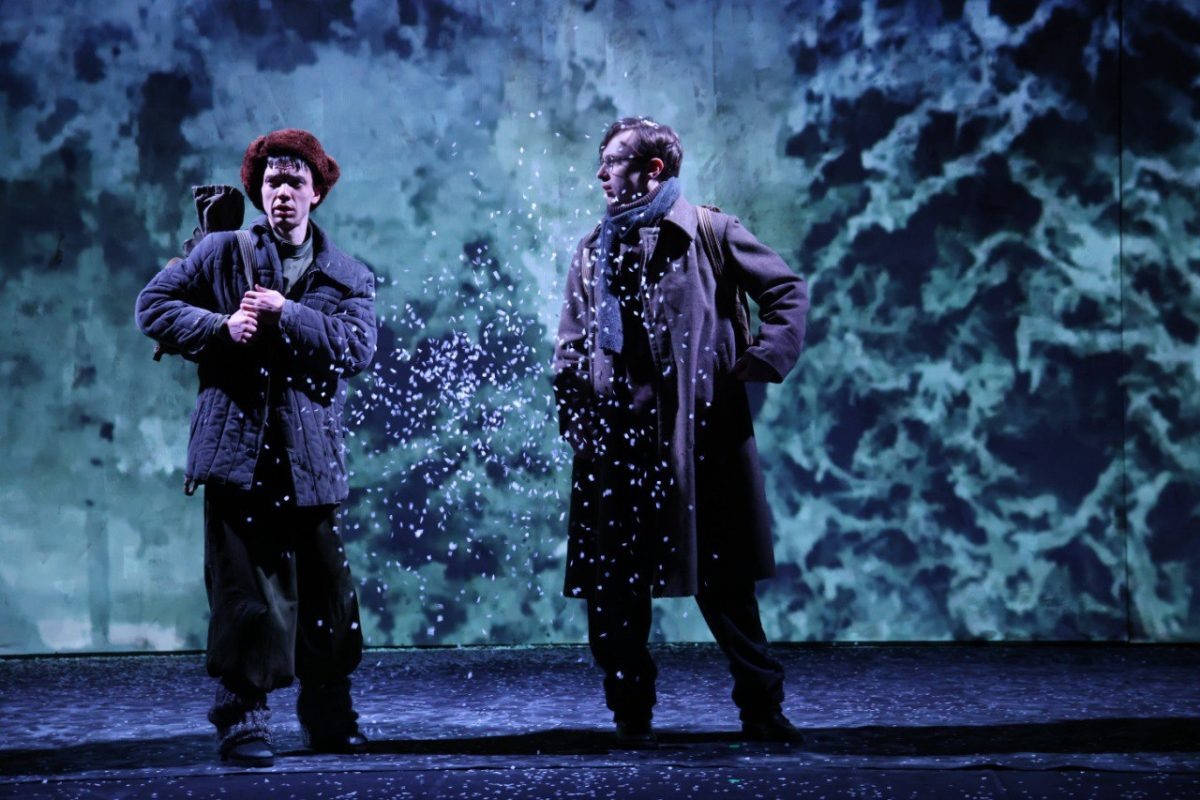    В Нижегородском ТЮЗе состоялась премьера спектакля «Облачный полк» по одноименному роману Эдуарда Веркина