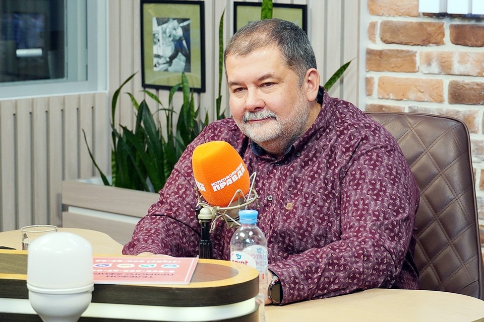    Сергей Лукьяненко Александр ШПАКОВСКИЙ